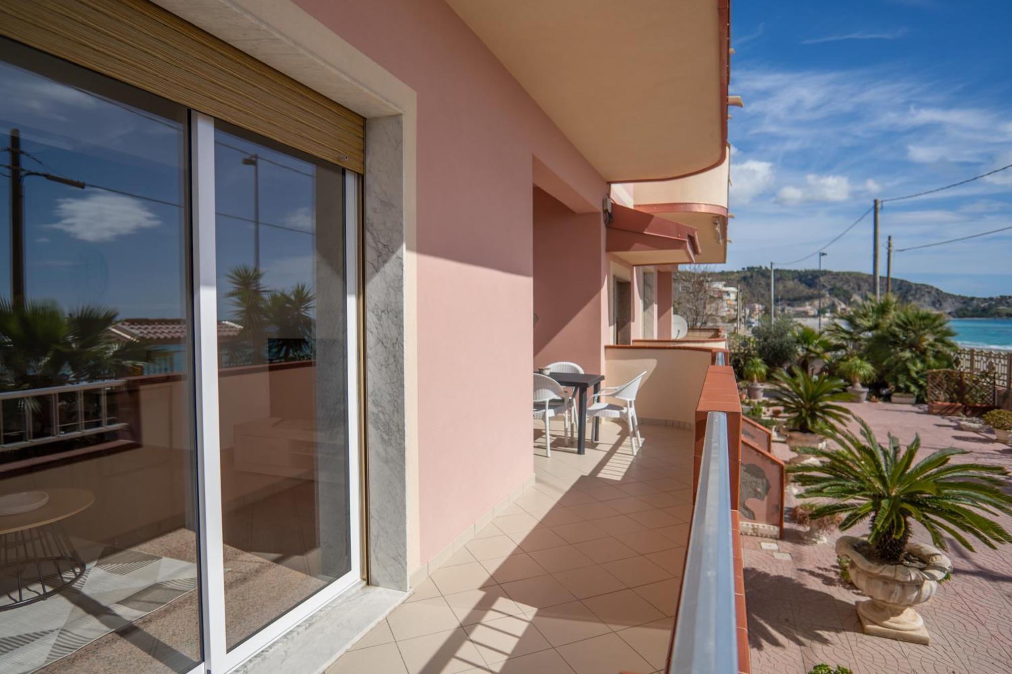 Casa Erika Bova Marina Exterior foto